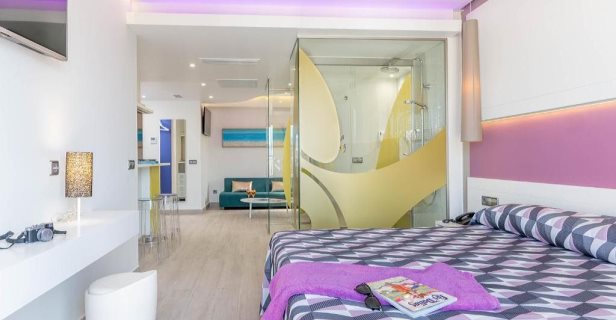 Hotel The Purple
