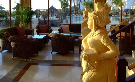 Hotel The Regency Country Club