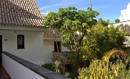 Hotel The Regency Country Club