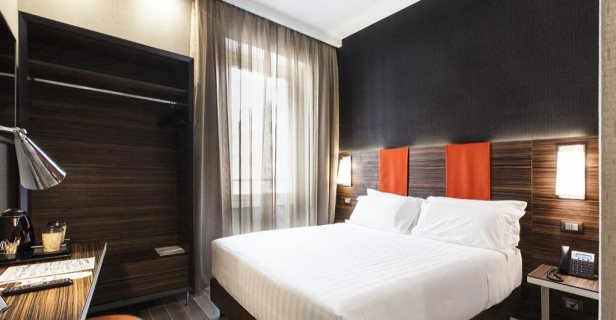 Hotel The Republic