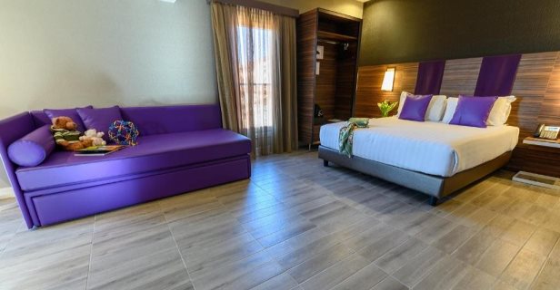 Hotel The Republic