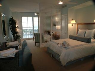 Hotel The Resort & Club At Little Harbor