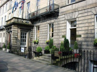 Hotel The Royal Scots Club