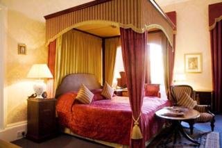 Hotel The Royal Scots Club
