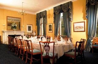 Hotel The Royal Scots Club