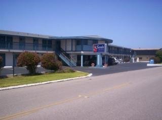 Hotel The Sands By The Sea