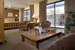 Hotel The Stonebridge Inn