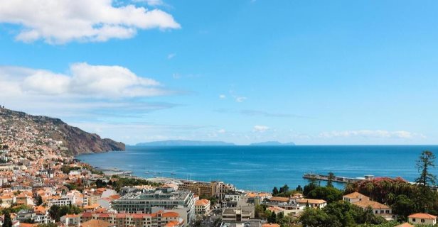 Hotel The Views Baia