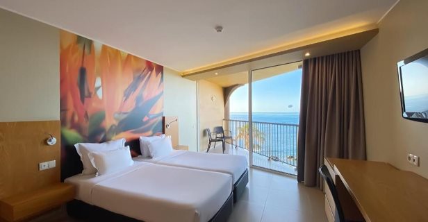Hotel The Views Oasis