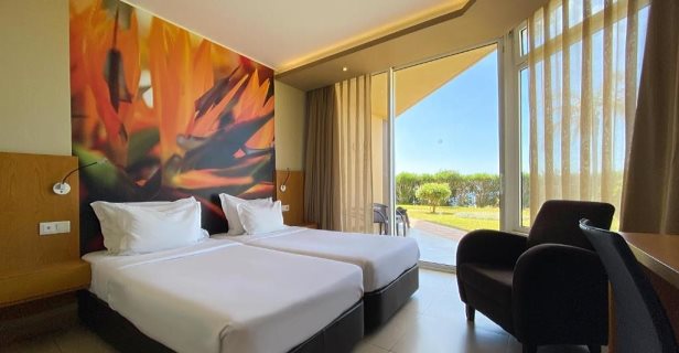 Hotel The Views Oasis