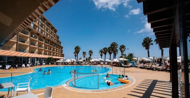 Hotel The Views Oasis