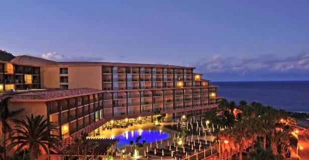 Hotel The Views Oasis