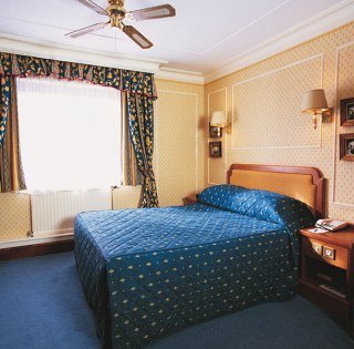 Hotel Thistle King James