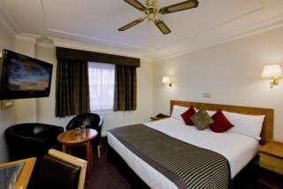 Hotel Thistle King James