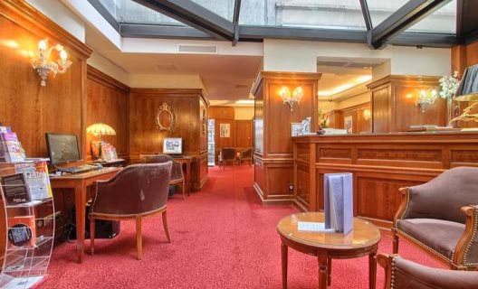 Hotel Timhotel Tour Montparnasse