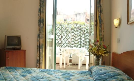 Hotel Tirreno