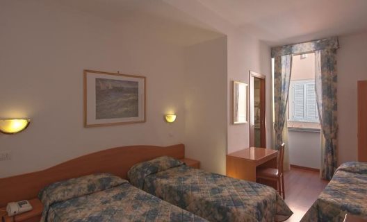 Hotel Tirreno