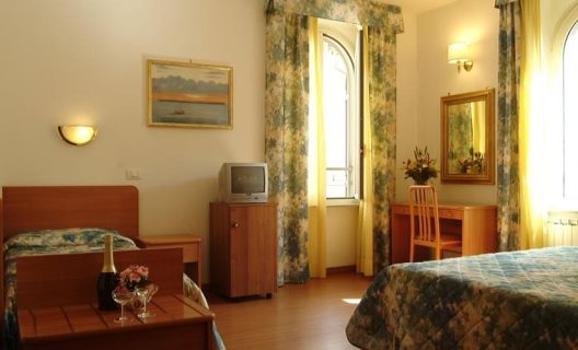 Hotel Tirreno