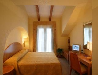 Hotel Tirreno