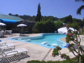 Hotel Toby's Resort