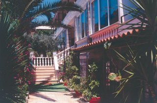 Hotel Tolo