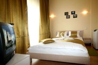Hotel Tomo