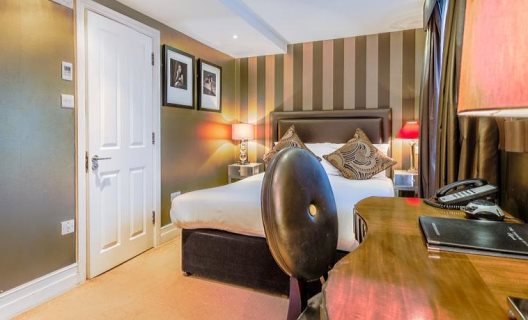Hotel Tophams