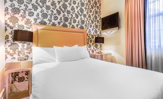Hotel Tophams