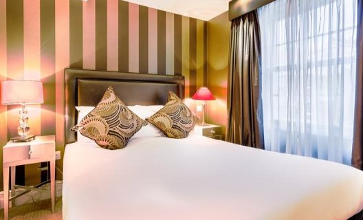 Hotel Tophams
