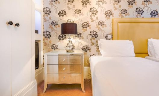 Hotel Tophams