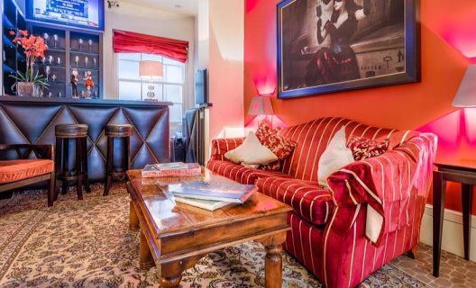 Hotel Tophams