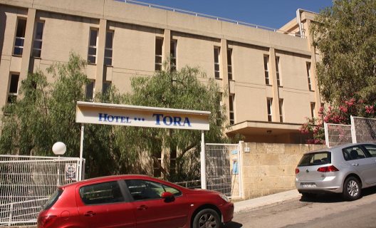 Hotel Tora