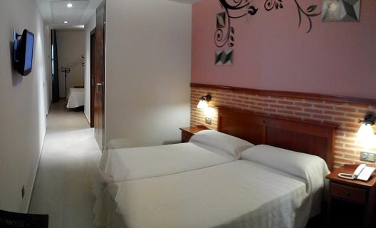 Hotel Toral