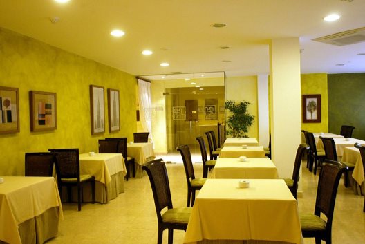 Hotel Torres De Somo