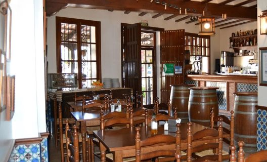 Hotel Toruño