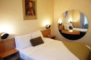 Hotel Touchstone