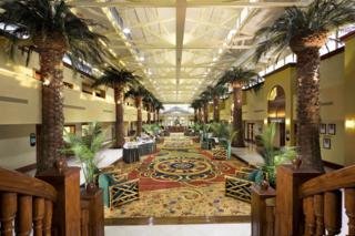 Hotel Tradewinds Island Grand Resort