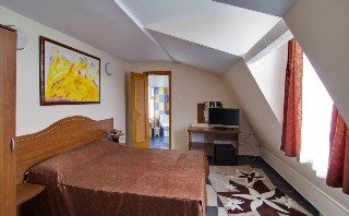 Hotel Tranzzit