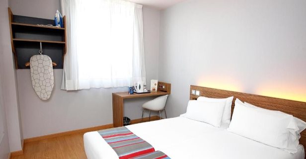 Hotel Travelodge Valencia Aeropuerto