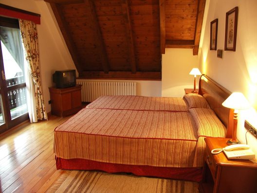Hotel Tredos