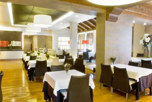Hotel Tredos