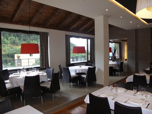 Hotel Tredos