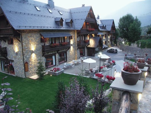 Hotel Tredos