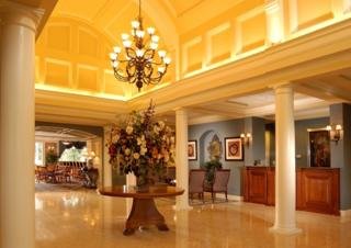 Hotel Trianon Bonita Bay Hotel