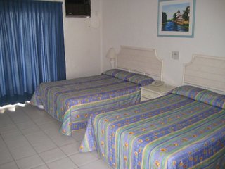 Hotel Tropicana