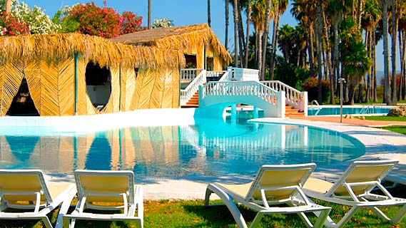 Hotel Tu & Me Resort