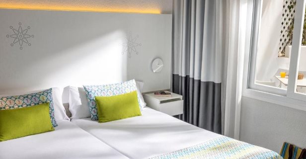 Hotel Tui Magic Life Cala Pada