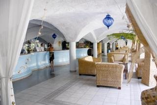 Hotel Tukul Club At Arbatax Park Resort