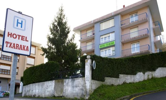 Hotel Txaraka