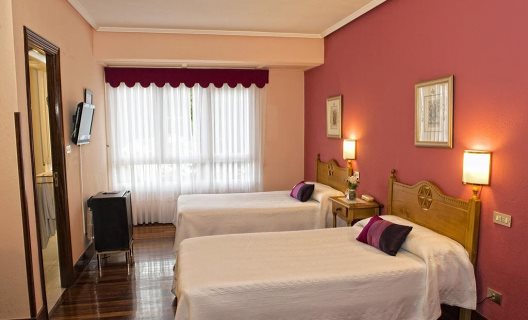 Hotel Txaraka